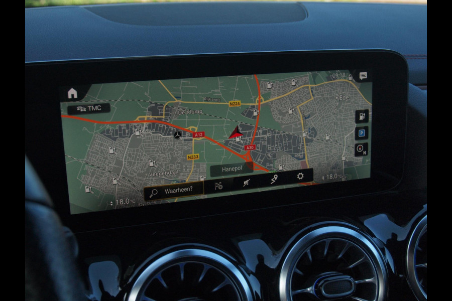 Mercedes-Benz EQA 250 Business Solution AMG 67 kWh | SOH 96% | Camera | Sfeerverlichting | Dealeronderhouden | NL-Auto |