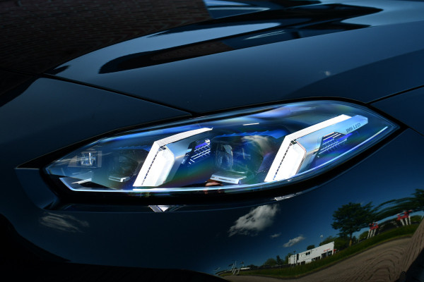 BMW 1-serie 120 M-Sport Pano ACC 360 HUD El-Klep 18inch Shadowline