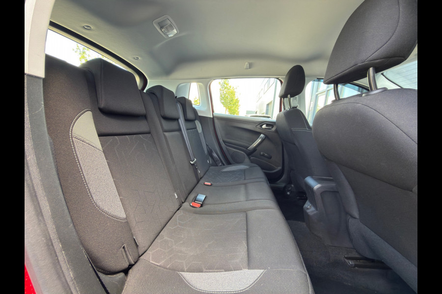 Peugeot 2008 1.2 PureTech Allure / AUTOMAAT /STOELVERWARMING