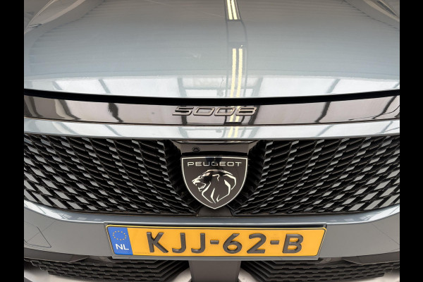 Peugeot E-5008 Allure Avantage 73 kWh | Tot 8 jaar garantie | Camera | Apple Carplay/Android Auto | 19 inch velgen