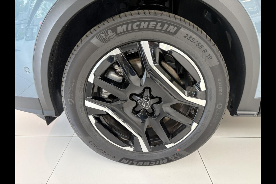 Peugeot E-5008 Allure Avantage 73 kWh | Tot 8 jaar garantie | Camera | Apple Carplay/Android Auto | 19 inch velgen