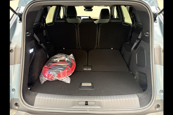 Peugeot E-5008 Allure Avantage 73 kWh | Tot 8 jaar garantie | Camera | Apple Carplay/Android Auto | 19 inch velgen