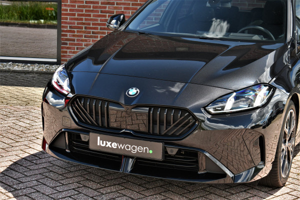 BMW 1-serie 120 M-Sport Pano ACC 360 HUD El-Klep 18inch Shadowline