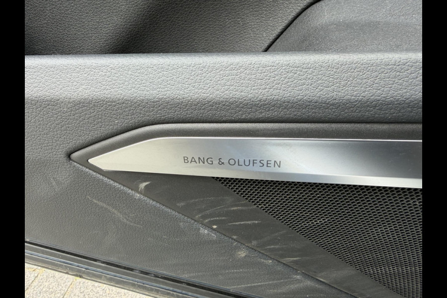 Audi Q8 Sportback e-tron 55 quattro S Edition Competition 115 kWh | Panoramadak | Luchtvering | Camera | Bang & Olufsen | Matrix LED |