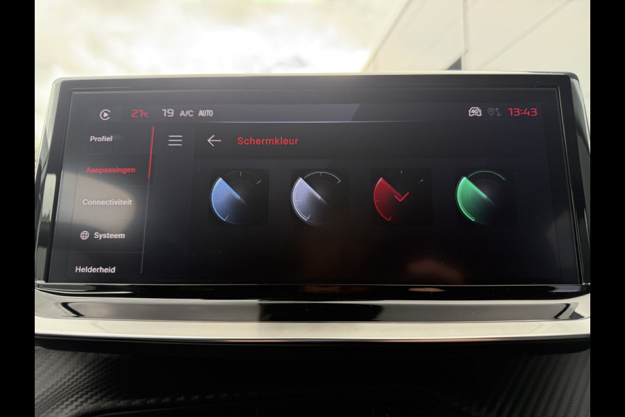 Peugeot 208 100pk Allure (Camera - LED - Navigatie - Apple Carplay - Automatische Airco - Parkeersensoren)