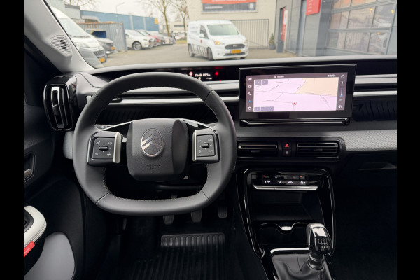 Citroën C3 100pk Max (Camera - LED - Automatische Airco - Navigatie - Apple Carplay - Draadloos laden - Lichtmetalen velgen 17" )