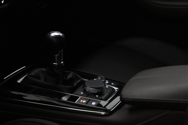 Mazda CX-30 2.0 e-SkyActiv-X M Hybrid Luxury > 186pk/Trekhaak/Crystal Red Soul/Bose/Leer/Memory...