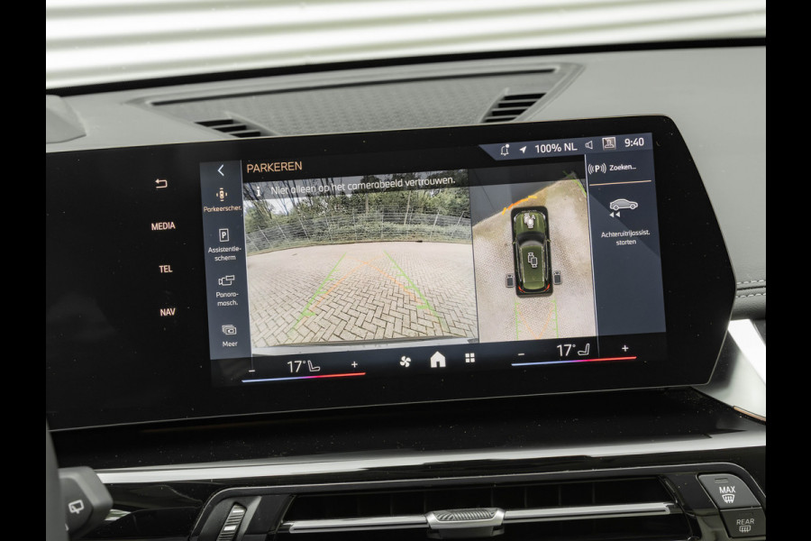 BMW iX1 eDrive20 xLine - Sportstoelen - ACC - Head-up - Parking Assist Plus