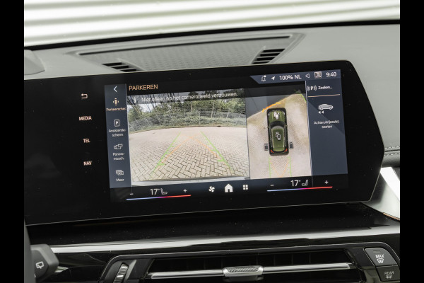 BMW iX1 eDrive20 xLine - Sportstoelen - ACC - Head-up - Parking Assist Plus