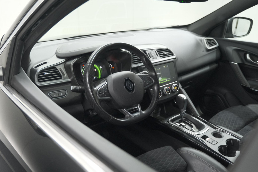 Renault Kadjar TCe 160 EDC Black Edition | BOSE Audio | Adaptieve Cruise Control | Camera | Dodehoekdetectie
