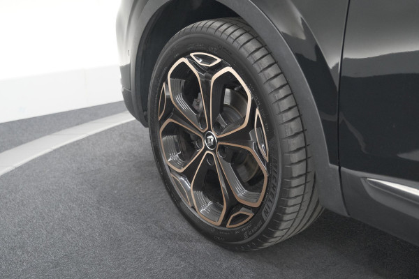 Renault Kadjar TCe 160 EDC Black Edition | BOSE Audio | Adaptieve Cruise Control | Camera | Dodehoekdetectie