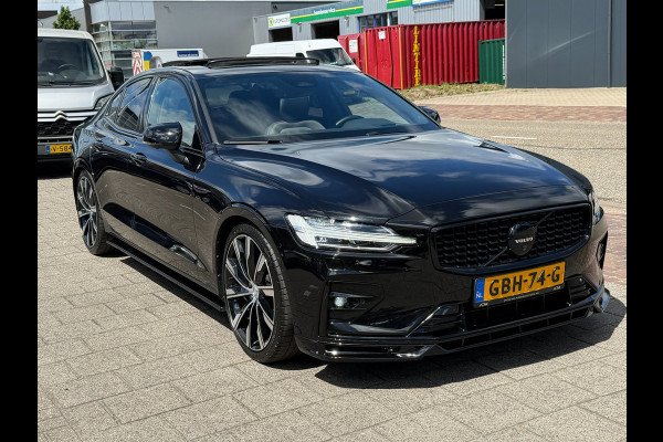 Volvo S60 2.0 B4 Plus Dark