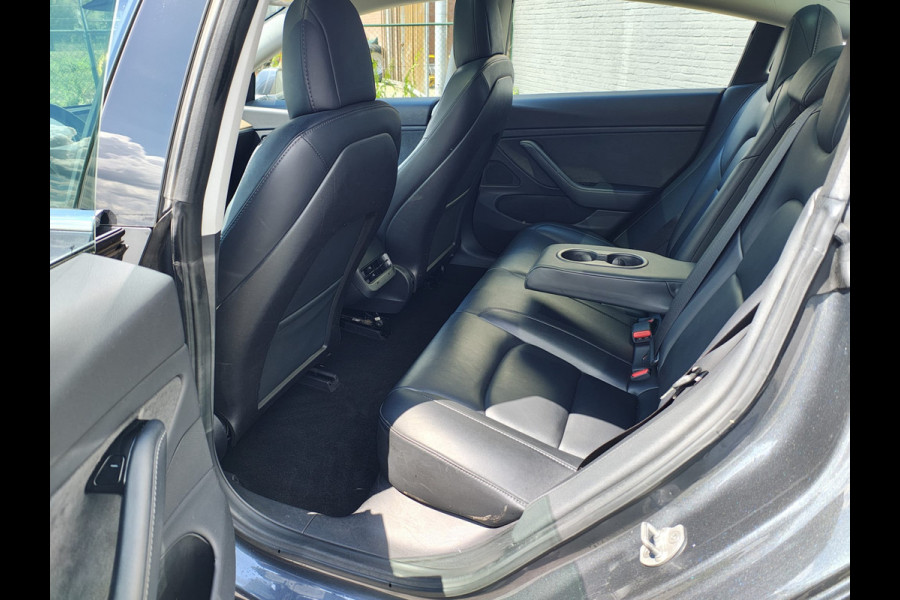 Tesla Model 3 Long Range AWD 75kWh 19"Lmv Autopilot Panoramadak Navi Ecc Camera's Adap.Cruise Leder Keyless Elek.Stoelen+Memory+Verwarmd Audiosysteem premium 4WD Spraakbediening Origineel Nederlandse Auto