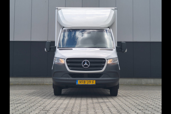 Mercedes-Benz Sprinter 516 BAKWAGEN LAADKLEP AUTOMAAT M-BUX CRUISE