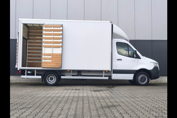 Mercedes-Benz Sprinter 516 BAKWAGEN LAADKLEP AUTOMAAT M-BUX CRUISE
