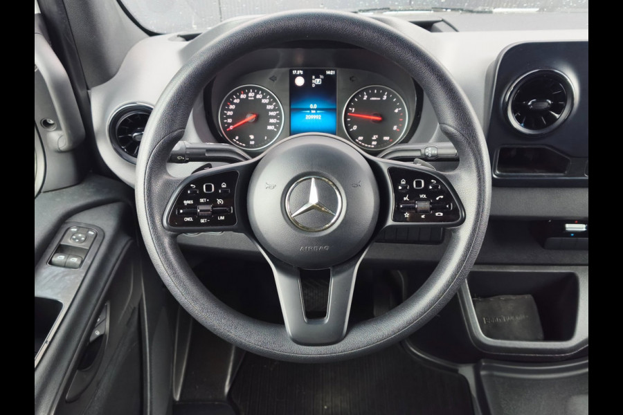 Mercedes-Benz Sprinter 516 BAKWAGEN LAADKLEP AUTOMAAT M-BUX CRUISE
