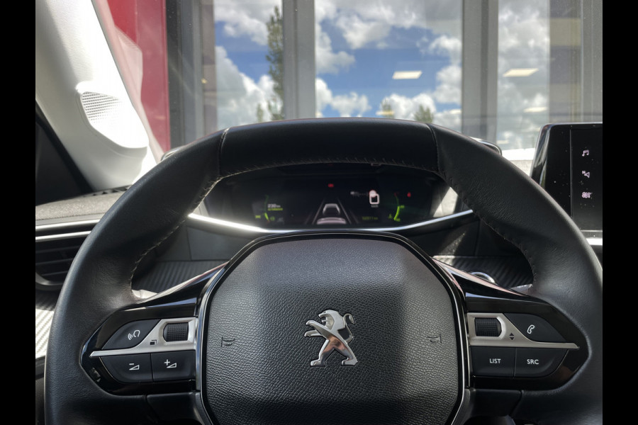 Peugeot 208 1.2 PureTech 100 Allure | Camera
