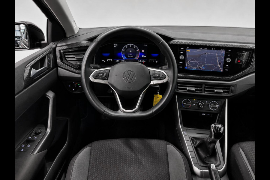 Volkswagen Polo 1.0 TSI Life Navigatie Carplay Full LED Airco Lichtmetalen Velgen Digitale Cockpit Adatpive Cruise Control DAB+