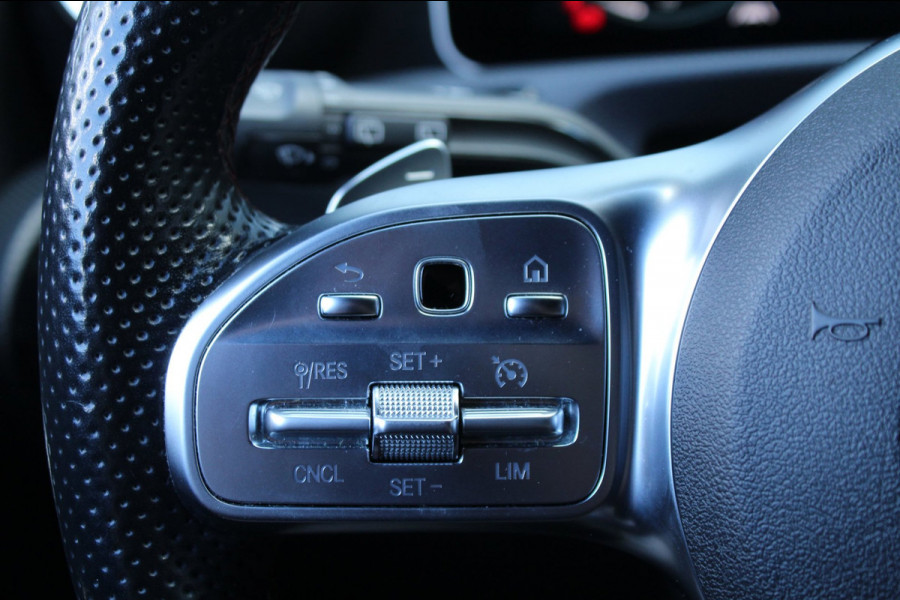 Mercedes-Benz A-Klasse 200 163PK Business Solution AMG AUTOMAAT NL-Auto NAP