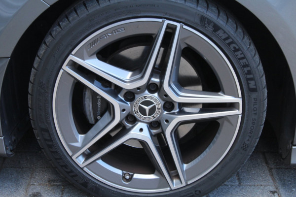 Mercedes-Benz A-Klasse 200 163PK Business Solution AMG AUTOMAAT NL-Auto NAP