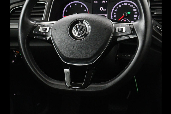 Volkswagen T-Roc 1.5 TSI Style Business | Trekhaak | Stoelverw. | Camera | Carplay | Adaptive cruise | Navigatie | Parkeerhulp | DAB | Bluetooth | Climate control