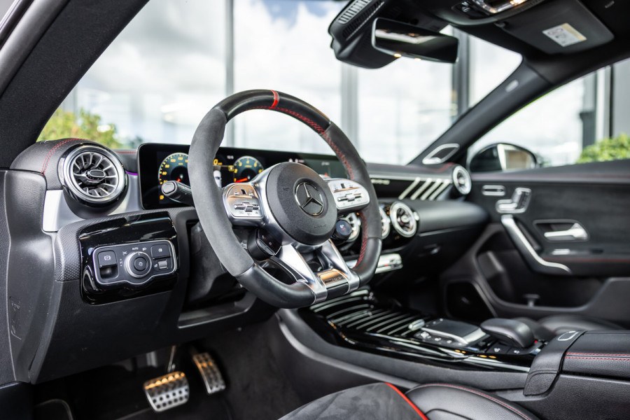 Mercedes-Benz CLA-Klasse AMG CLA45 S 4MATIC+ - Akrapovic | Panorama | Burmester | Memory | 360 Camera