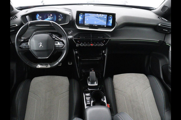 Peugeot e-2008 EV GT Pack 50 kWh | SOH 91,8% | Stoelverwarming | Adaptive cruise | Leder/Alcantara | Carplay | Keyless | Sfeerverlichting | Camera | Navigatie | Parkeerhulp | Full LED | Bluetooth