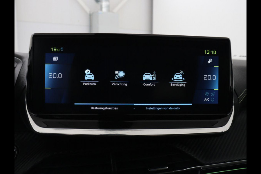 Peugeot e-2008 EV GT Pack 50 kWh | SOH 91,8% | Stoelverwarming | Adaptive cruise | Leder/Alcantara | Carplay | Keyless | Sfeerverlichting | Camera | Navigatie | Parkeerhulp | Full LED | Bluetooth