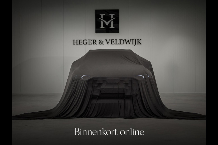 Porsche Cayenne 3.0 E-Hybrid | NL-Auto | Keramische Remmen | Stoelmassage en -Ventilatie | Carbon Design | Luchtvering | 360 Camera | Panoramadak | Sport Chrono | Soft Close | 14-Wegs Memory Seats | Stuur Verwarmd |