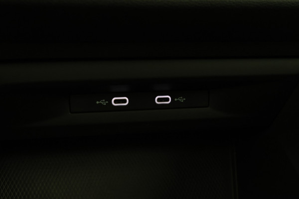 Volkswagen Golf Variant 1.0 TSI Life Adaptive cruise, Apple Carplay, Climate,