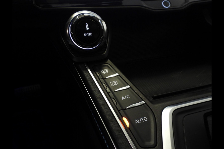 Lynk & Co 01 1.5 PHEV Plug-In ZWARTE HEMEL/360CAM/SCHUIFDAK/LED/20"LMV!