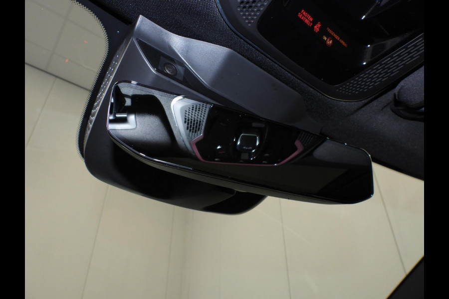 Lynk & Co 01 1.5 PHEV Plug-In ZWARTE HEMEL/360CAM/SCHUIFDAK/LED/20"LMV!