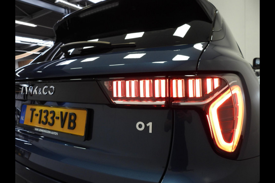 Lynk & Co 01 1.5 PHEV Plug-In ZWARTE HEMEL/360CAM/SCHUIFDAK/LED/20"LMV!
