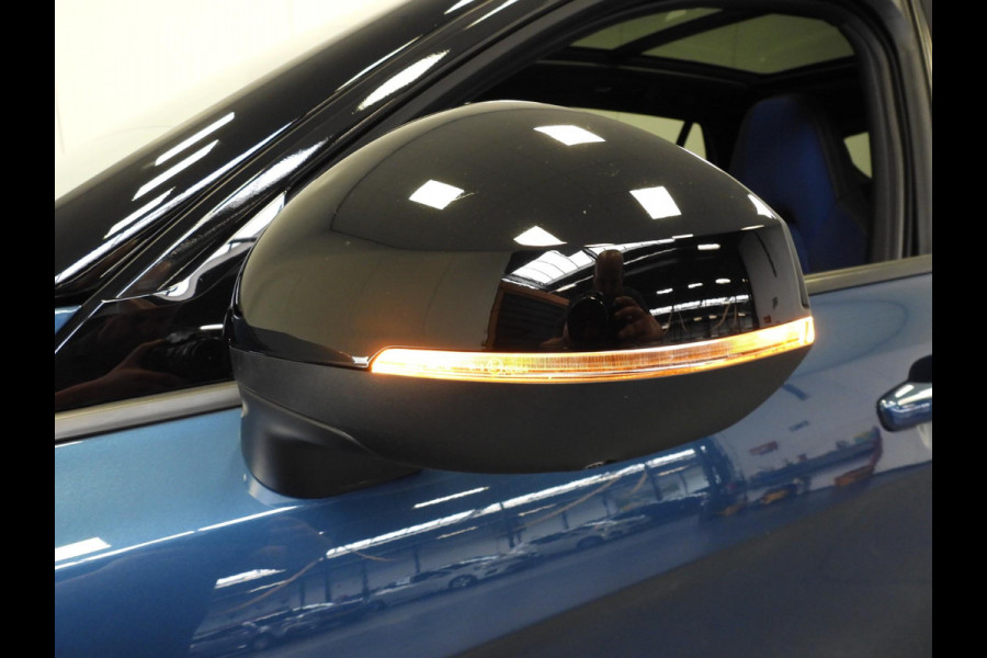 Lynk & Co 01 1.5 PHEV Plug-In ZWARTE HEMEL/360CAM/SCHUIFDAK/LED/20"LMV!