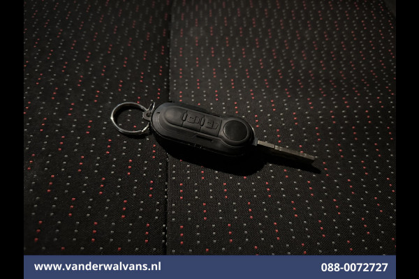 Peugeot Boxer 2.2 BlueHDi 141pk Bakwagen 436cm Lang Laadklep Euro6 Airco | 1055kg laadvermogen | Camera Cruisecontrol, Bijrijdersbank.