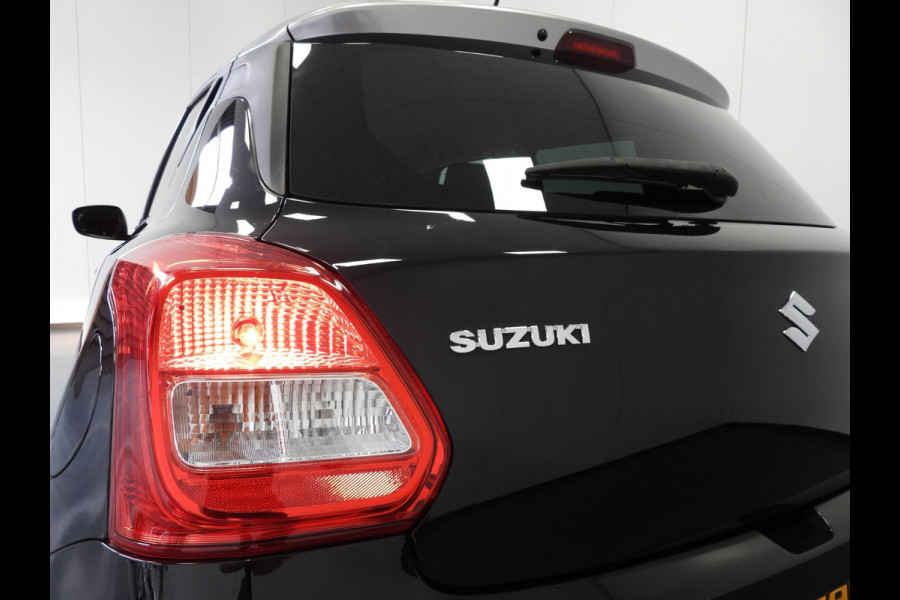 Suzuki Swift 1.2i Select NAVI-APP/CAMERA/AIRCO/16"LMV!