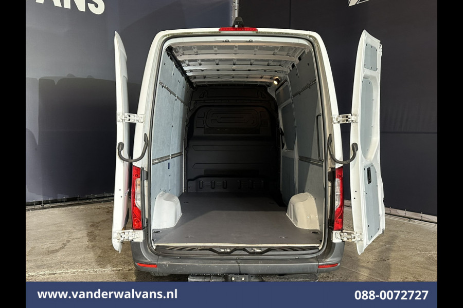 Mercedes-Benz Sprinter 314 CDI 143pk 3500kg Trekhaak L2H2 Euro6 Airco | Camera | Apple Carplay | Cruisecontrol | Android Auto, Stoelverwarming, 270 Graden Achterdeuren, Bijrijdersbank