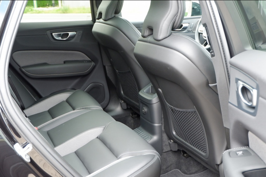 Volvo XC60 2.0 T8 AWD+ Black Ed. PHEV / INCL. 12mnd BOVAG / 360 camera