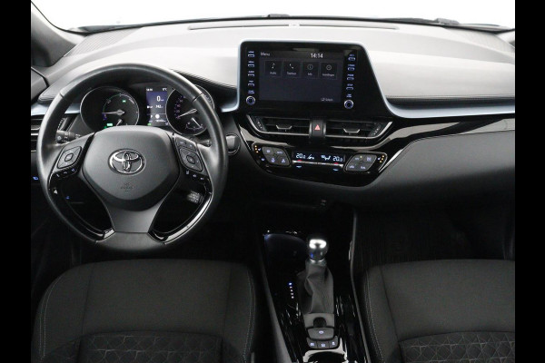 Toyota C-HR 1.8 Hybrid Executive | Trekhaak | Stuurverwarming | Adaptive cruise | Camera | Carplay | Park Assist | Stoelverwarming | Keyless | Bluetooth | Full LED | Side Assist