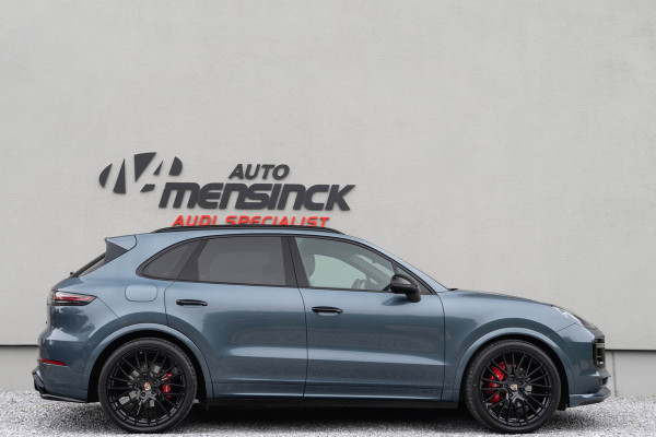 Porsche Cayenne 3.0 / Luchtvering/ Panoramadak/ 22 Inch Velgen/