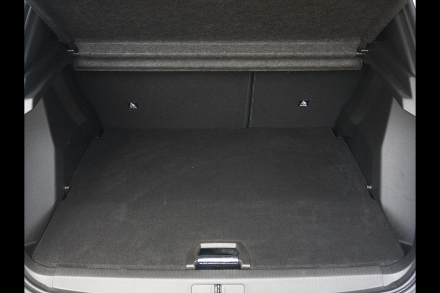 Peugeot e-2008 EV GT Avantage 54 kWh | TOT 8 JAAR GARANTIE | 360 camera