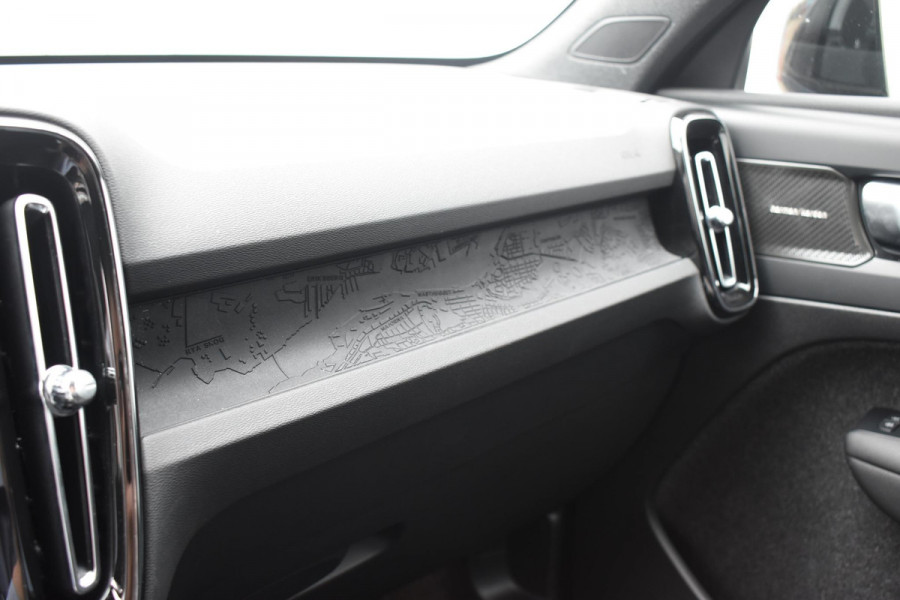 Volvo EX40 252PK Single Motor Extended Range Core Business Business Edition / Navigatie / Camera / Adaptive Cruise control / Stuur & Stoelverwarming / Harman Kardon / Getinte Ramen / 19" LM Velgen