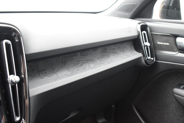 Volvo EX40 252PK Single Motor Extended Range Core Business Business Edition / Navigatie / Camera / Adaptive Cruise control / Stuur & Stoelverwarming / Harman Kardon / Getinte Ramen / 19" LM Velgen