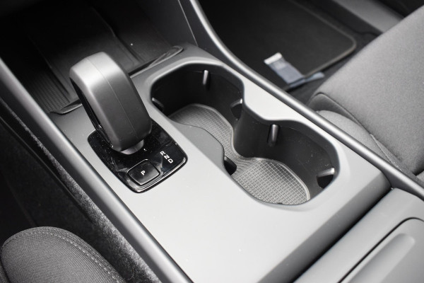 Volvo EX40 252PK Single Motor Extended Range Core Business Business Edition / Navigatie / Camera / Adaptive Cruise control / Stuur & Stoelverwarming / Harman Kardon / Getinte Ramen / 19" LM Velgen