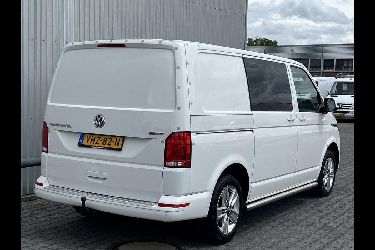 Volkswagen Transporter 2.0 TDI L1H1*4MOTION*ACC*NAVI*HAAK*A/C*CARPLAY*LM*