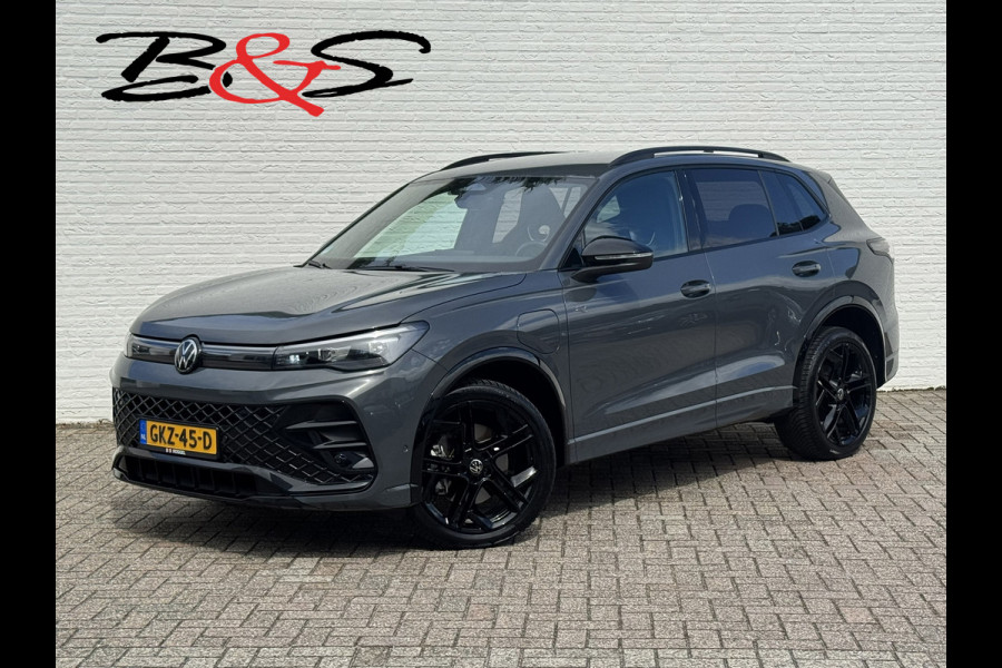 Volkswagen Tiguan 1.5 eHybrid R-Line Plug in Trekhaak Massage stoelen Camera Carplay