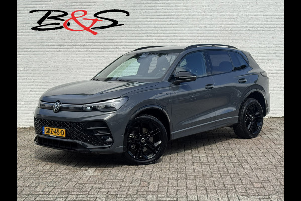 Volkswagen Tiguan 1.5 eHybrid R-Line Plug in Trekhaak Massage stoelen Camera Carplay