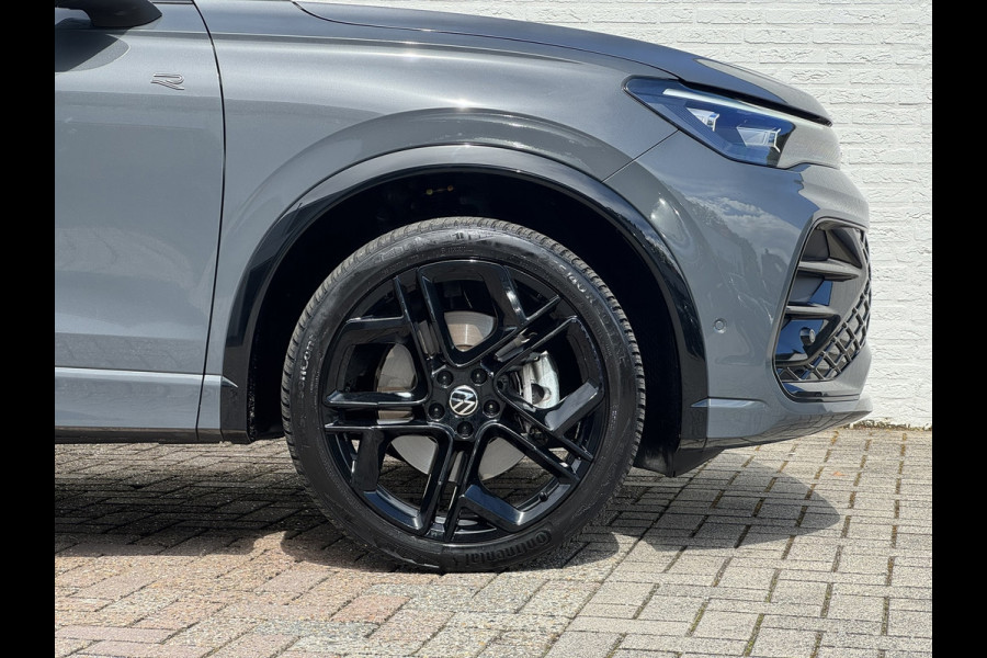 Volkswagen Tiguan 1.5 eHybrid R-Line Plug in Trekhaak Massage stoelen Camera Carplay