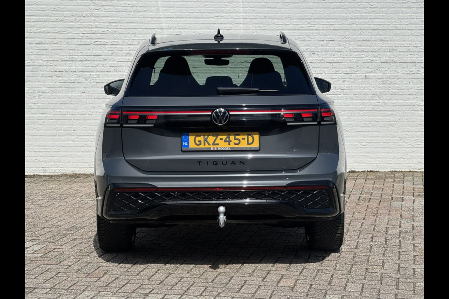 Volkswagen Tiguan 1.5 eHybrid R-Line Plug in Trekhaak Massage stoelen Camera Carplay