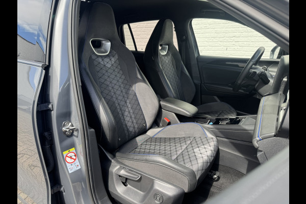 Volkswagen Tiguan 1.5 eHybrid R-Line Plug in Trekhaak Massage stoelen Camera Carplay